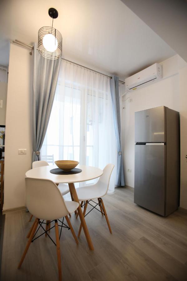 Premium Studios Mamaia Nord - Marea La 50M 那沃达利 外观 照片