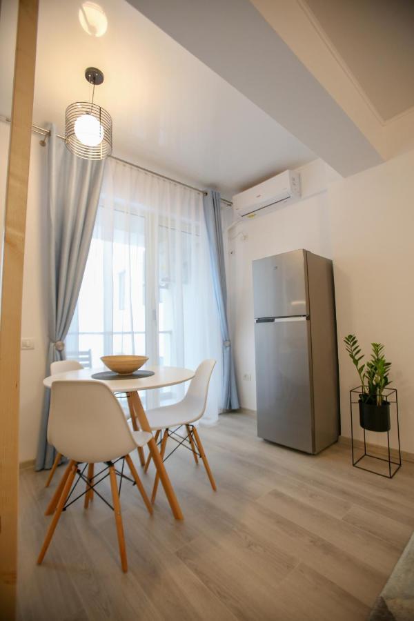 Premium Studios Mamaia Nord - Marea La 50M 那沃达利 外观 照片