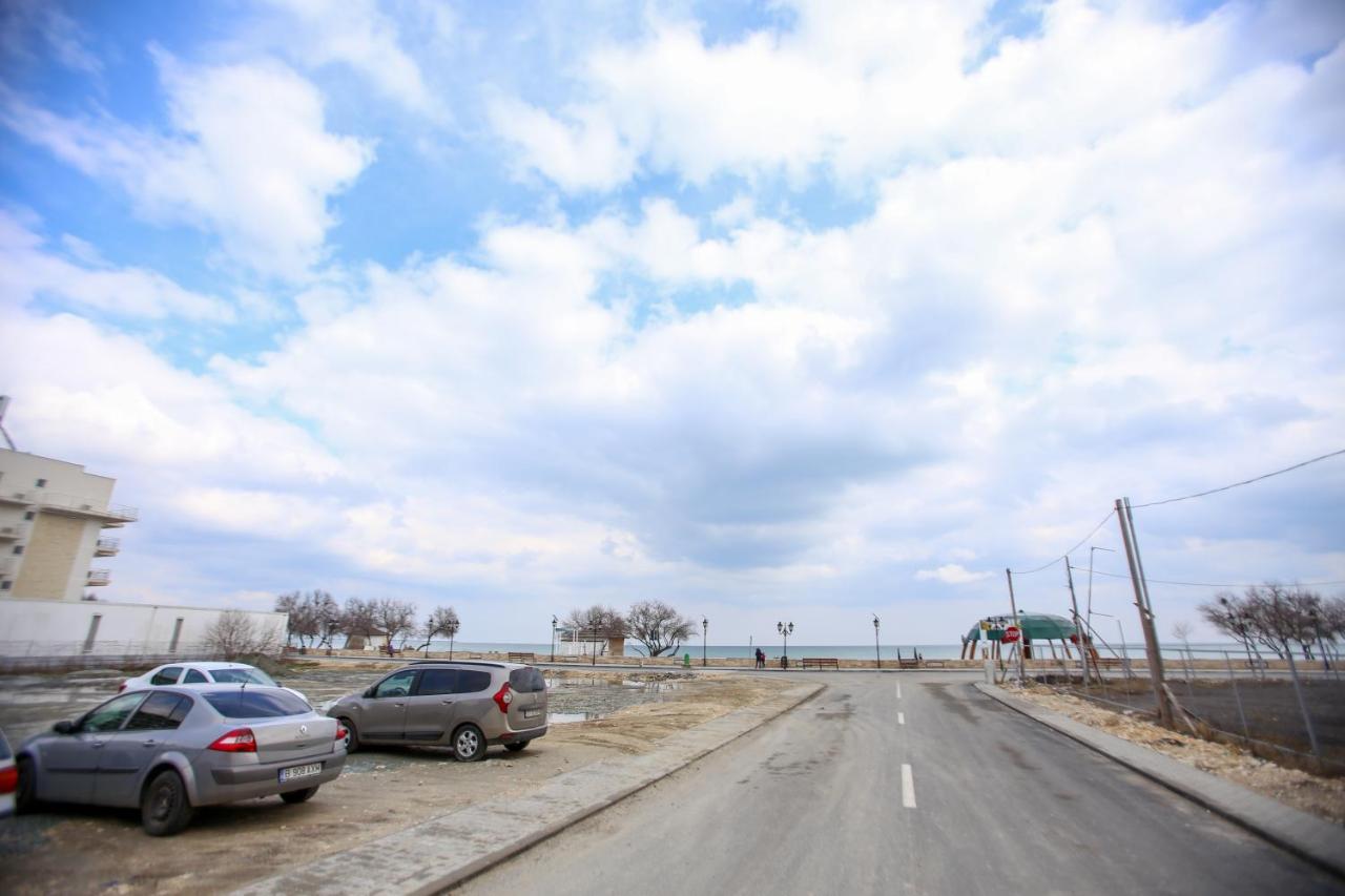 Premium Studios Mamaia Nord - Marea La 50M 那沃达利 外观 照片