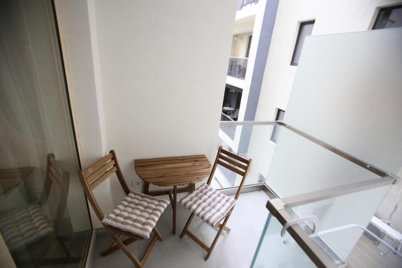 Premium Studios Mamaia Nord - Marea La 50M 那沃达利 外观 照片